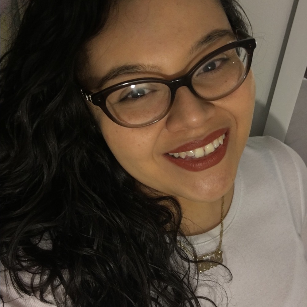 Meet your Posher, Ines